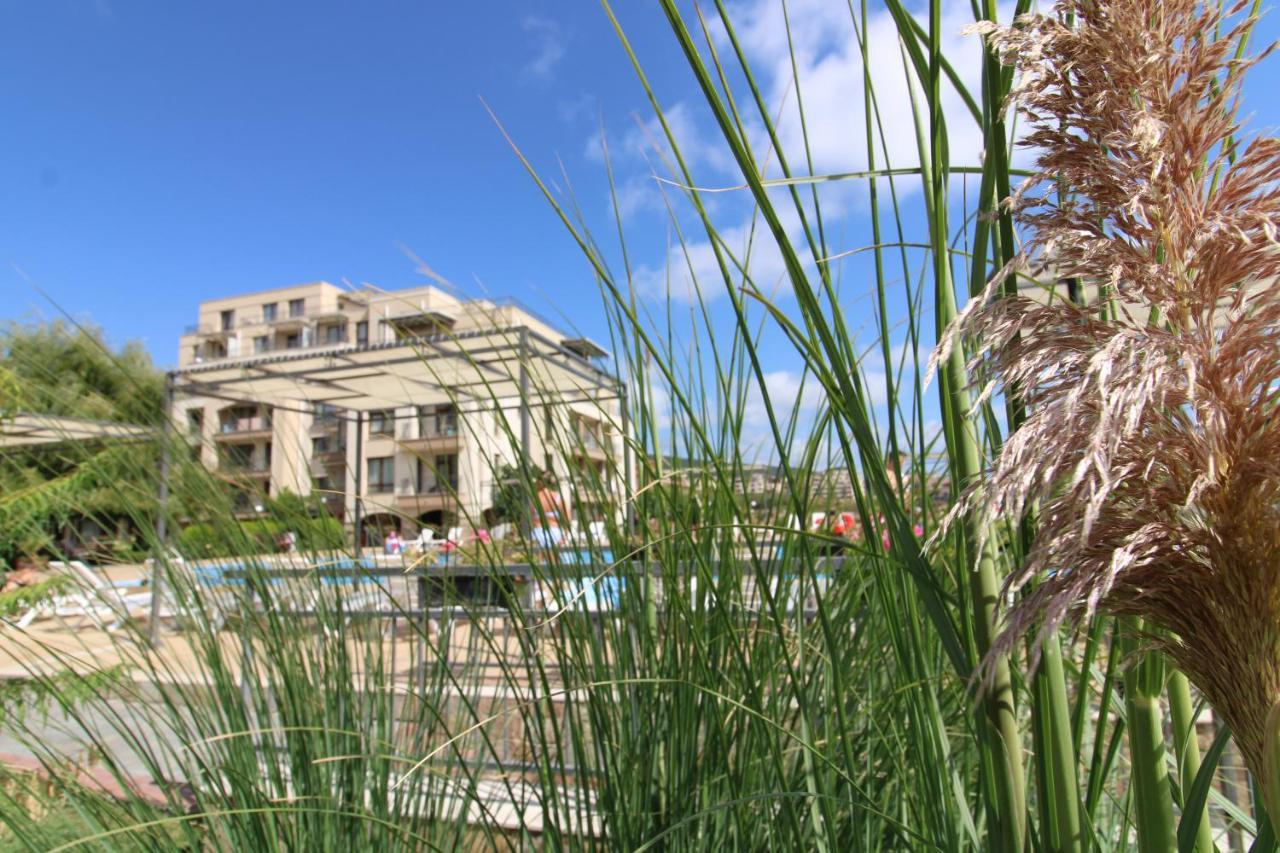 Sorrento - Menada Apartments Sveti Vlas Exterior photo